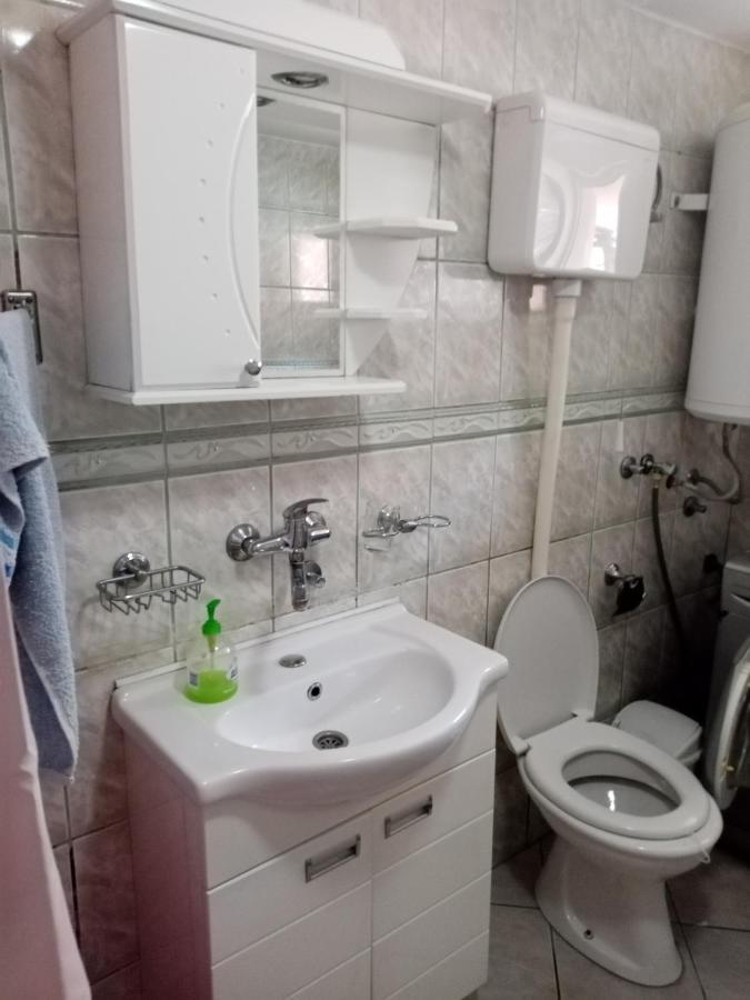 Milica Apartmani ヴルドニーク エクステリア 写真