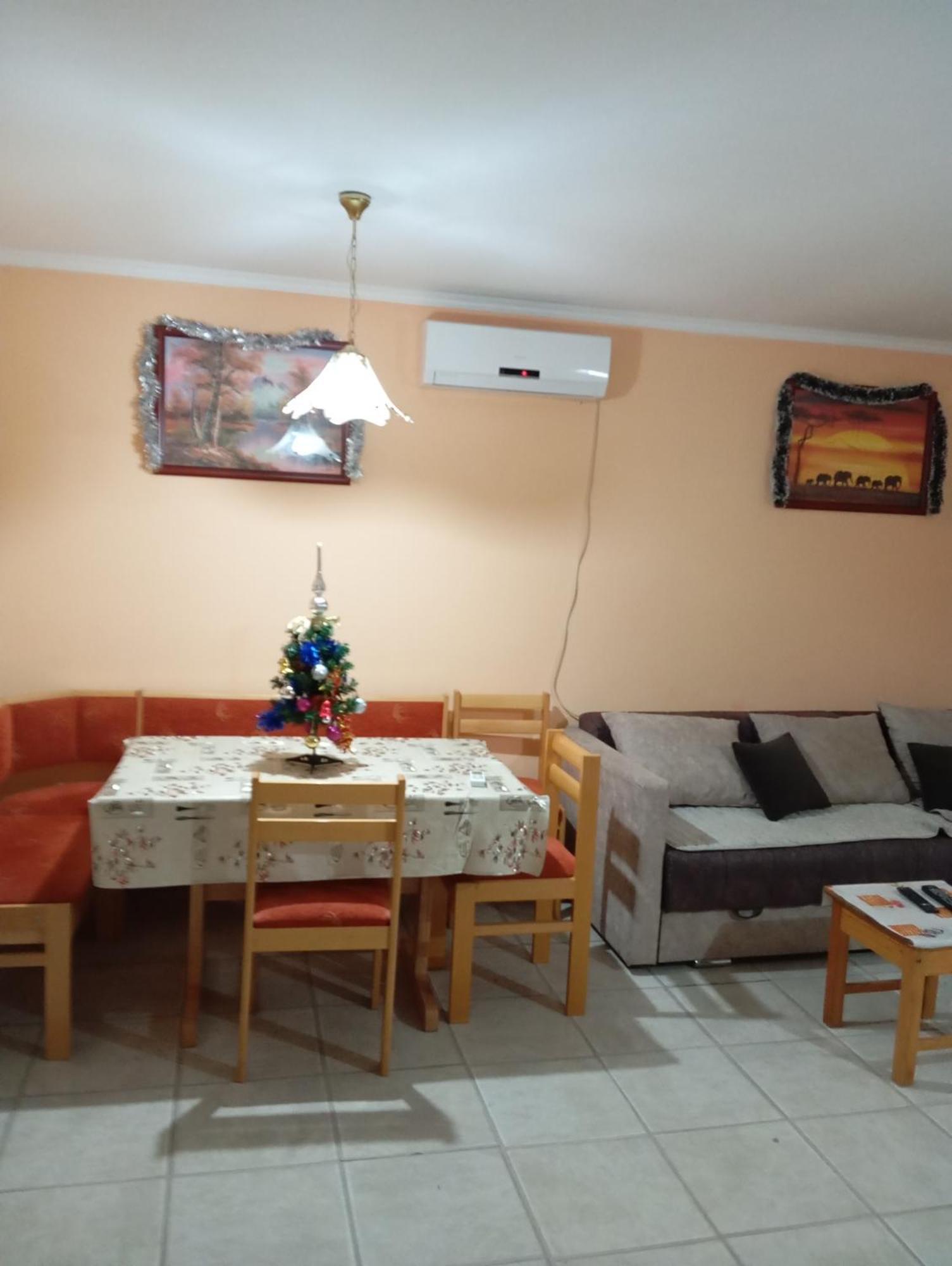 Milica Apartmani ヴルドニーク エクステリア 写真